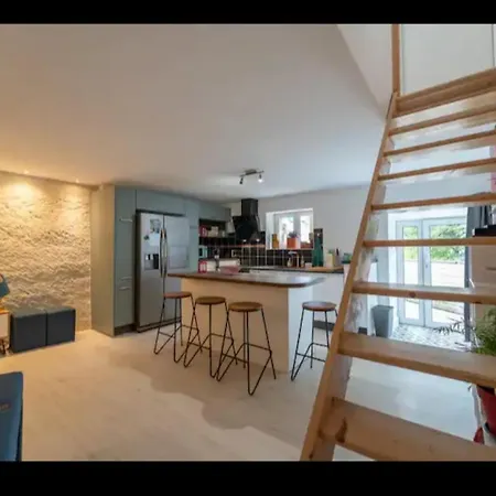 Maison Troglodyte アパート *