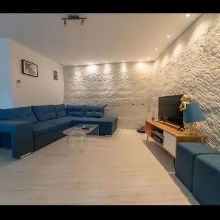Maison Troglodyte
